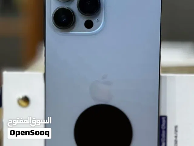 آيفون 13 برو ماكس للبيع بحالة ممتازة جدا ولا ناقصه اشي ابدا