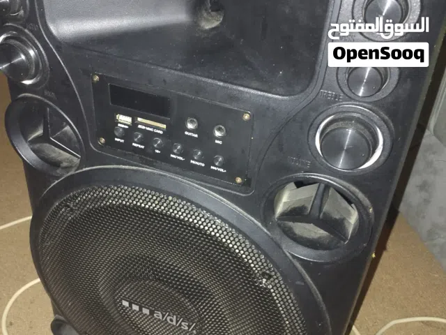 سماعه  لايوجد فيها مايك