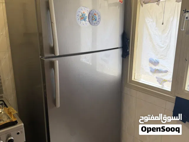 تلاجة نظيفة