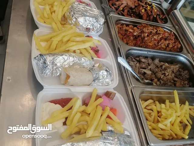مطعم متكامل للبيع بسعر مغري