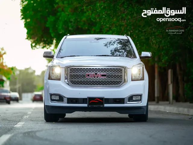 GMC YUKON V8 MODEL 2016 Great running condition Comfort for family Neatly Maintained.