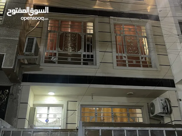 40 m2 3 Bedrooms Townhouse for Sale in Baghdad Falastin St