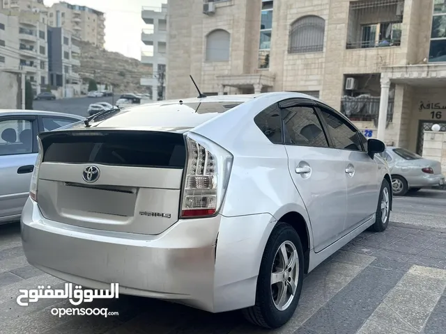 Used Toyota Prius in Amman