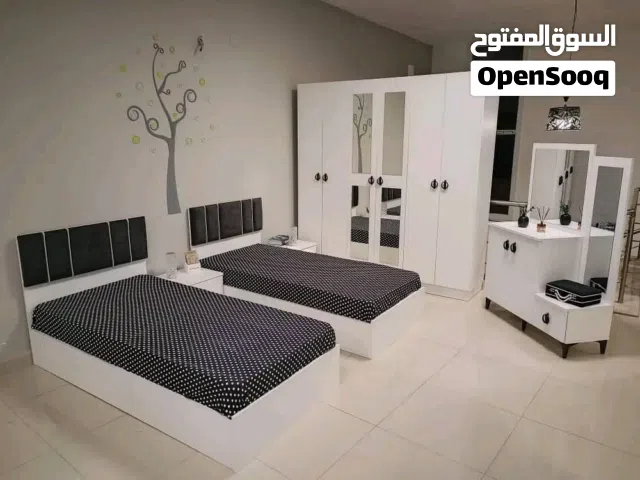 للبيع غرفة نوم كاملة بحالة ممتازة