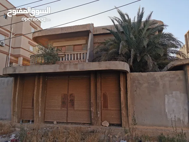 200 m2 More than 6 bedrooms Villa for Sale in Benghazi Shabna