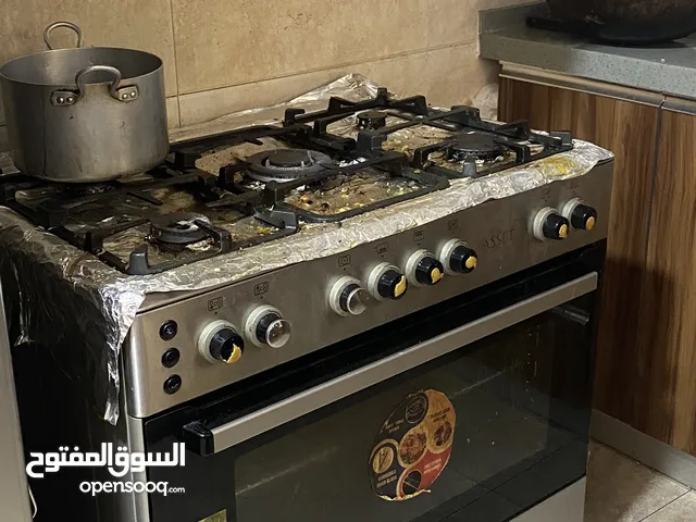فرن مستعمل لمدة 9 شهور