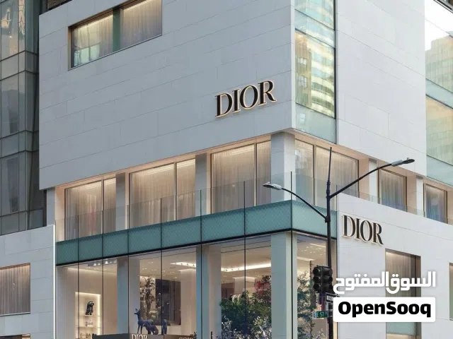 محل للايجار بشارع الريان سنتر طابق اول