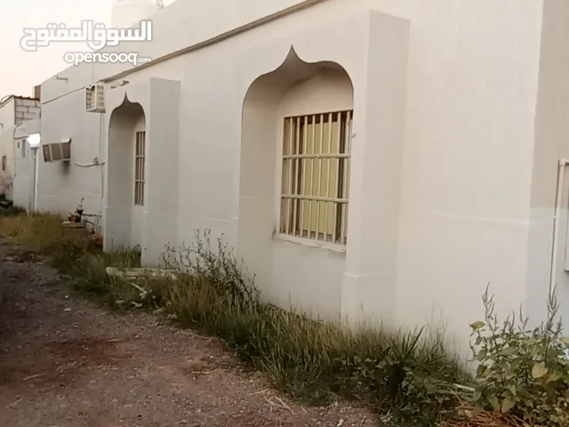 4000 m2 4 Bedrooms Villa for Rent in Ras Al Khaimah Julfar