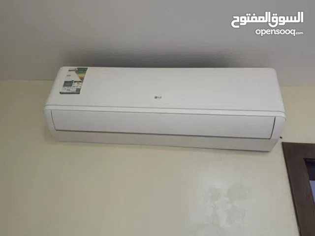 مكيف LG ثنين طن شبه جديد