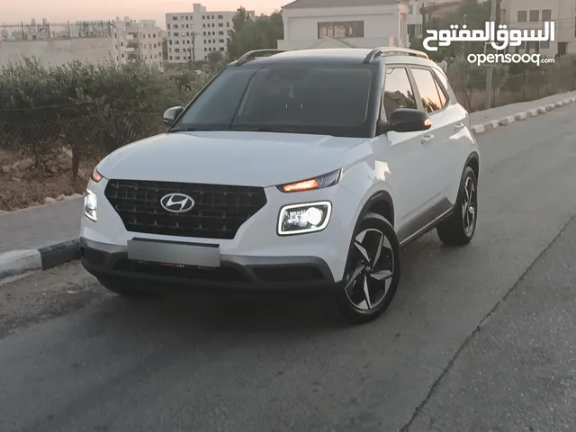 جيب هونداي فينيو مميز فل الفل اضافات مع فتحة سقف دهان شركة ولاغرام بوية وعداد 45000كم فقططططط