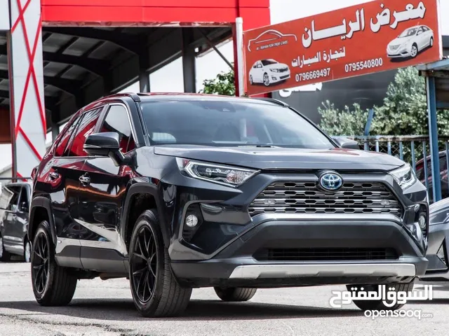 Used Toyota RAV 4 in Zarqa