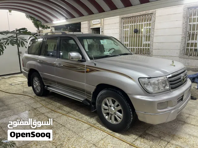 لاندكروزر مونيكا