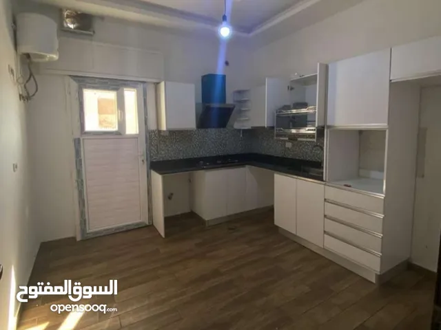 140 m2 3 Bedrooms Apartments for Rent in Tripoli Al-Serraj