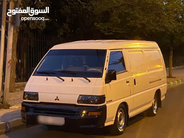 Used Mitsubishi Van in Amman