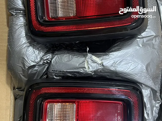 للبيع ليتات خلفيه jeep jl سبورت