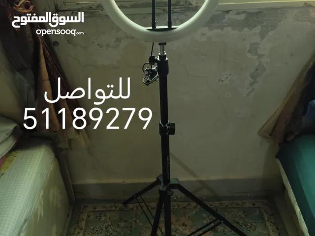 رينق لايت مع الستاند نظيفه جدا للبيع + اقرأ الوصف ضروري