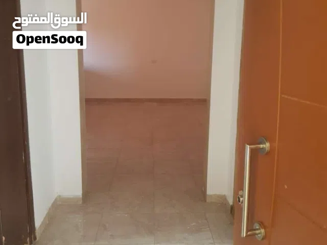 195 m2 4 Bedrooms Apartments for Rent in Tripoli Khalatat St