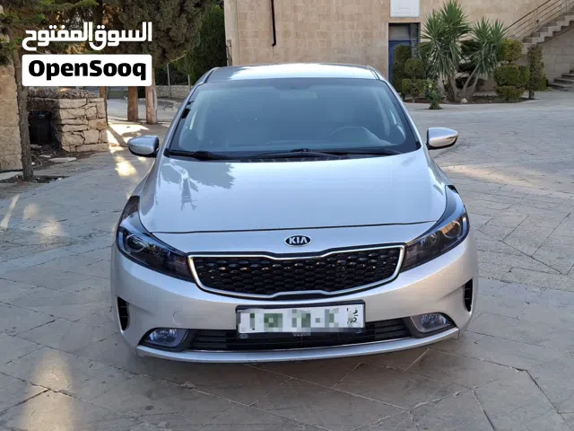 2016 كيا K3 Standard