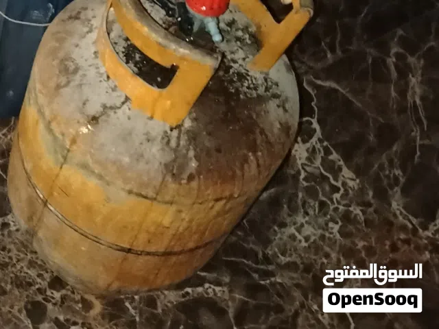 بومبة غاز مستعمله حاله جيده