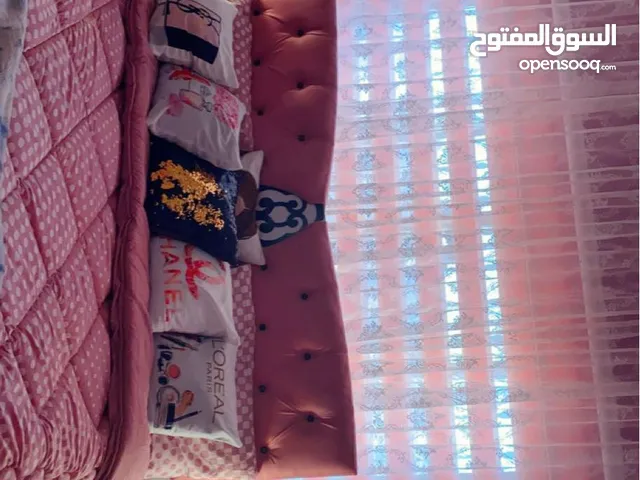 غرفة نوم ماستر بحالة ممتازة