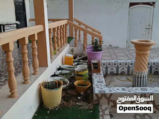 410 m2 More than 6 bedrooms Townhouse for Sale in Al Sharqiya Sur