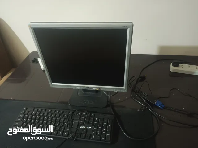 شاشه 75hz ممتازه مع توصيله vgaالى hdmi مع كيبورد