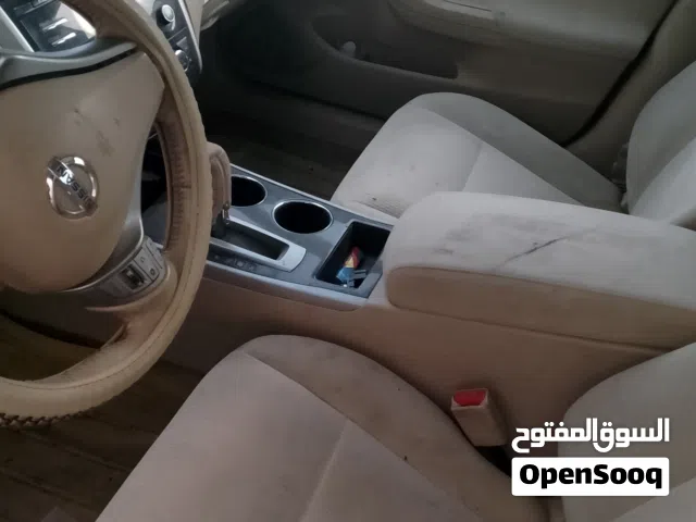 2013 نيسان التيما SV