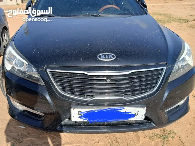 Used Kia Cadenza in Tripoli