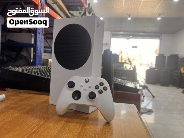 Xbox Series s بحالة ممتازة