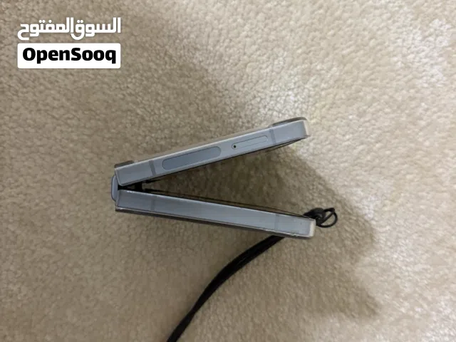 جلاكسي فليب 6 نضيف جدا