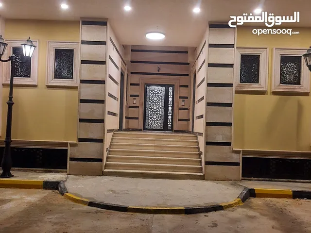 140 m2 4 Bedrooms Apartments for Rent in Tripoli Ghut Shaal