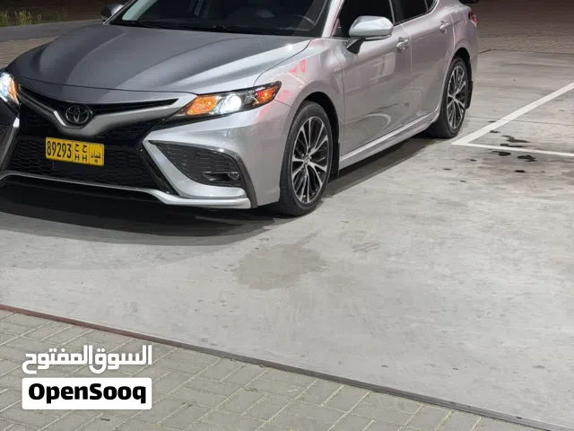 2019 تويوتا كامري SE
