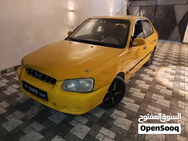 2002 هيونداي فيرنا EX