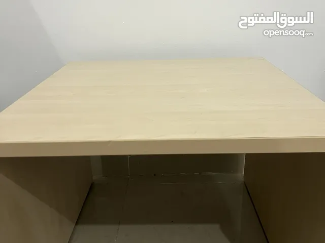 طاولتين نفس الشكل للبيع  2 tables same look for sale