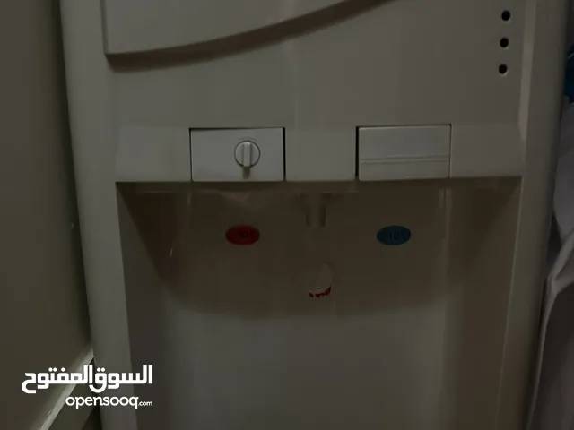 كولر ماء بحاله جيده جداً للبيع ب7 دنانير