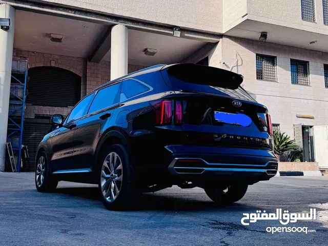 للبيع جيب سورينتو مميز لون اسود ترخيص 2020  كامل الاضافات