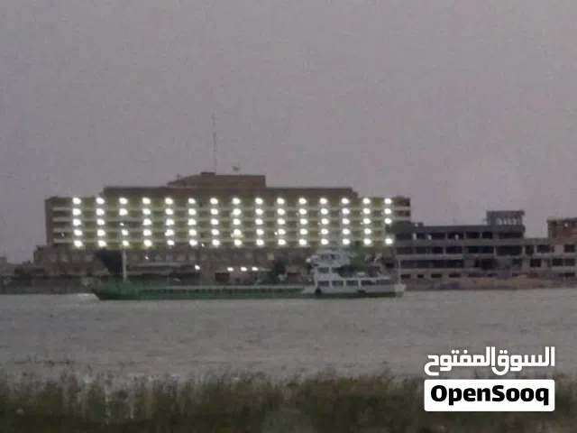 شقة طابق اول للايجار بناء حديث غير مسكونة