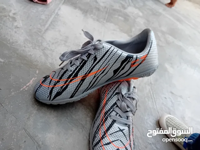 43.5 Sport Shoes in Benghazi