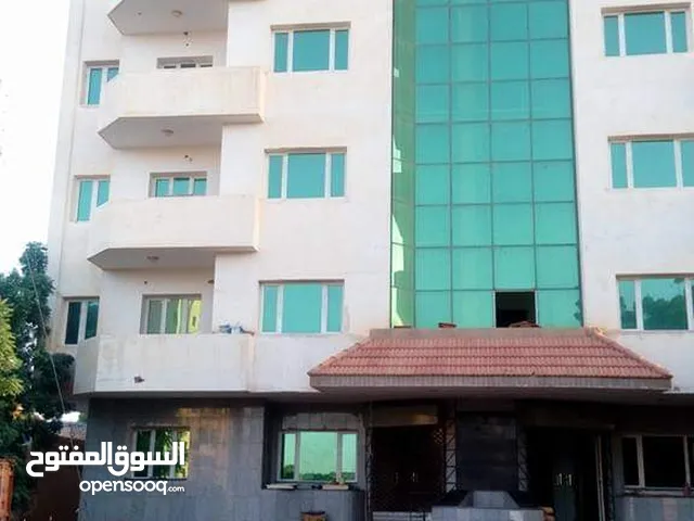 223 m2 3 Bedrooms Townhouse for Sale in Basra Juninah
