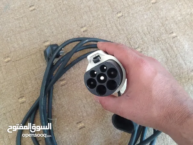 شاحن GBT صيني 16 امبير ثابت مستعمل بحال الوكاله شاحن صيني 16 امبير نيسان سلفي