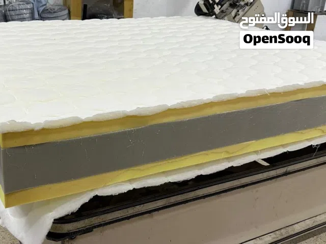 فرشه مفرد ونص للبيع بجاله جيده جدا  زمبرك ارتفاع 30فرشه مفرد