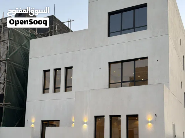400 m2 More than 6 bedrooms Townhouse for Rent in Al Jahra Matla'