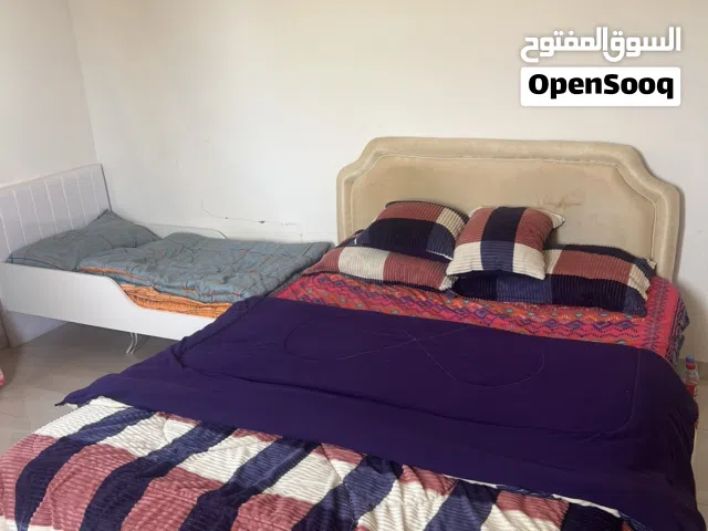 سرير كنج مع سرير أطفال مع كبت للبيع