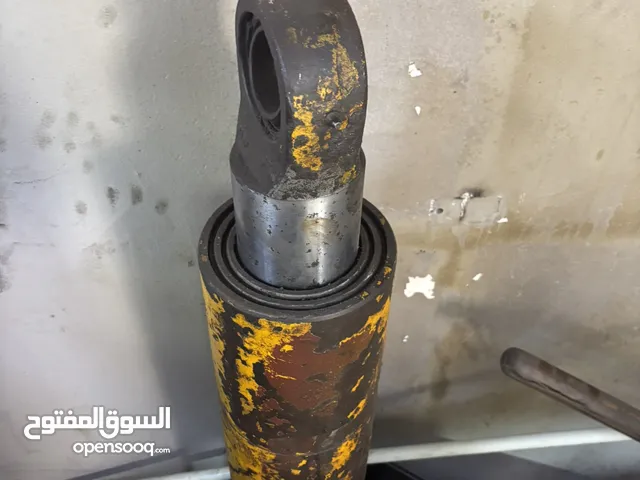 أسطوانة هيدروليكية (Hydraulic Cylinder)