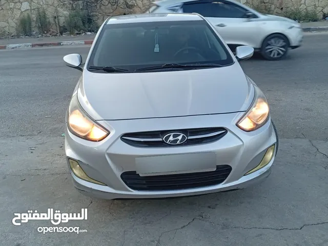 اكسنت 2017 للبيع