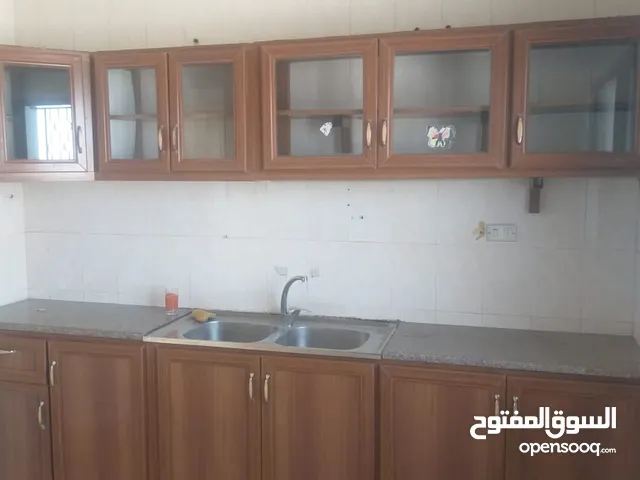 شقة للايجار / الاخضر / طابق 3 من غير مصعد