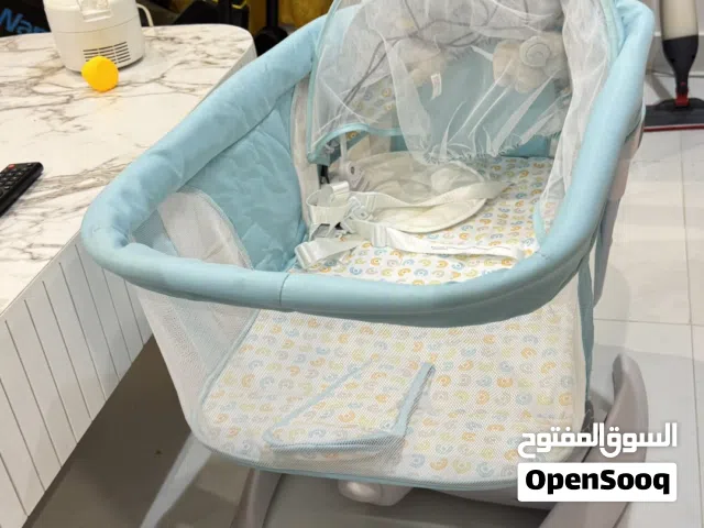 Baby bassinet/cradle for sale