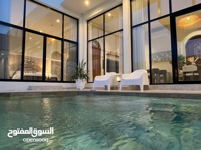 2 Bedrooms Chalet for Rent in Muscat Amerat