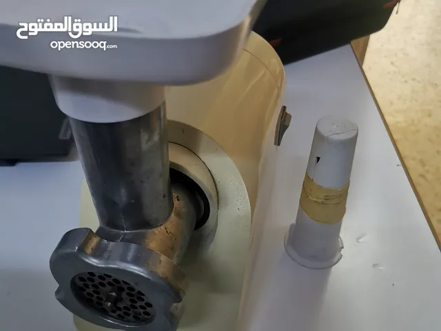 مفرمه لحمه مولينكس الاصلي الاصلي شغل زمااان شغل دعك معها شفره وحده للبيع. 30