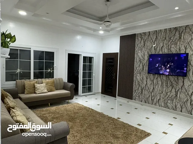 2 Bedrooms Chalet for Rent in Muscat Al Maabilah
